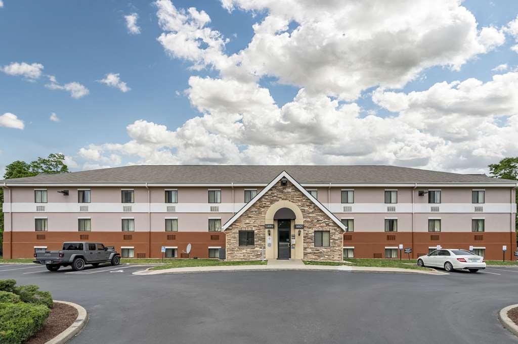 Suburban Studios Louisville East Экстерьер фото